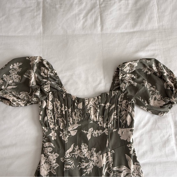 Abercrombie Floral Midi Dress - Picture 2 of 9